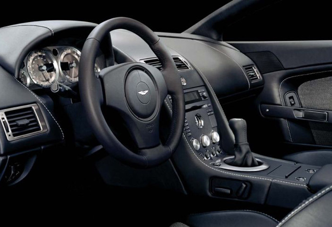 Aston Martin V8 Vantage V8 Vantage