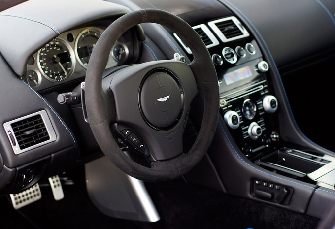 Aston Martin V8 Vantage S Coupe Sportshift