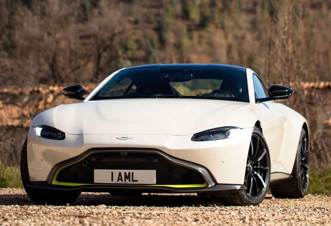 open haard Herkenning ondanks Foto's Technische gegevens Aston Martin Vantage Coupe aut. - AutoWereld