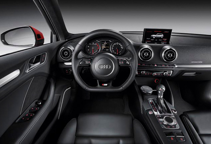 Audi A3 Sportback 1.8 TFSI Stronic Ambition