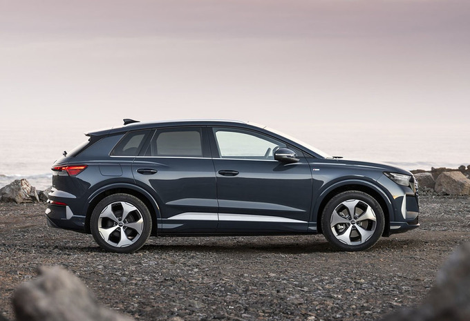 Audi Audi Q4 e-tron 45 e-tron Attraction Quattro