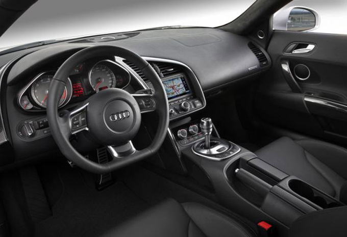Audi R8 Spyder 4.2 V8 Quattro