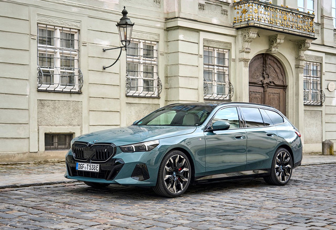 BMW i5 Touring eDrive40 250kW