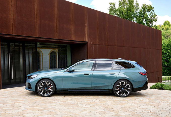 BMW i5 Touring eDrive40 250kW