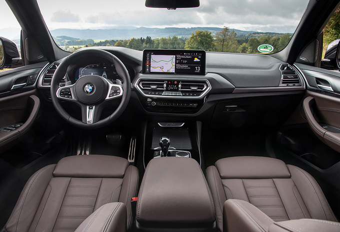 BMW X3 sDrive18d (100 kW)
