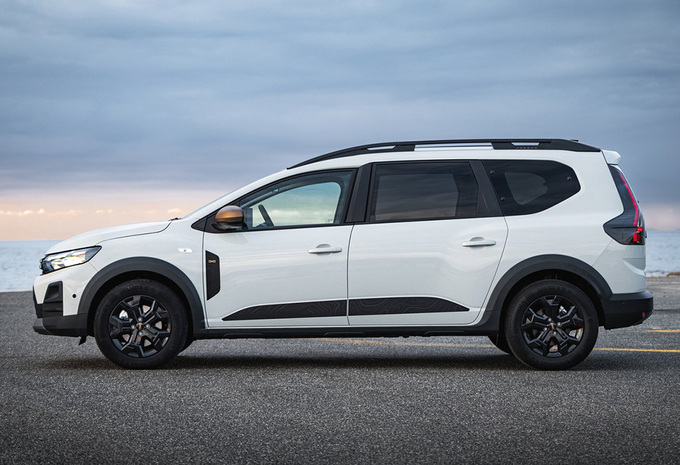 Dacia Jogger Hybrid 155 Journey