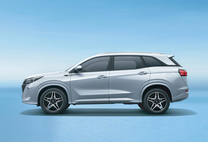 DFSK E5 1.5 PHEV Auto