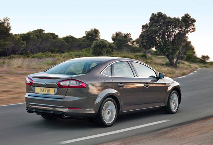 Ford Mondeo 5p 2.0 TDCi 140 Trend