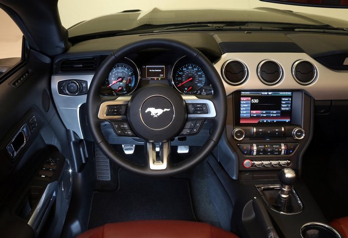 Ford Mustang Cabrio 5.0i V8 GT