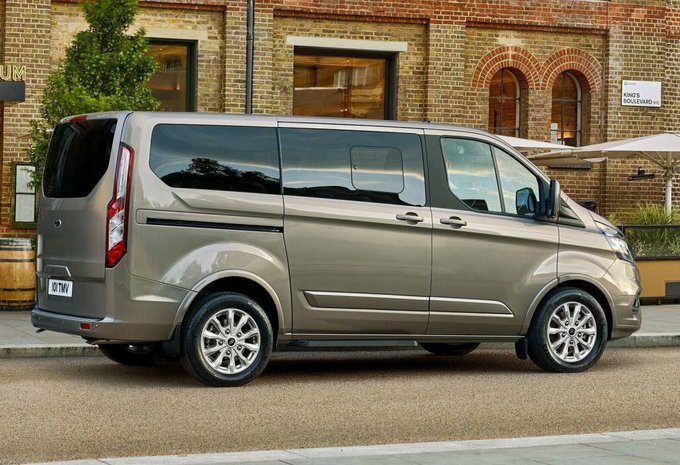 Ford Tourneo Custom 320S 2.0TD130ch/96Kw mHEV M6 Ambiente