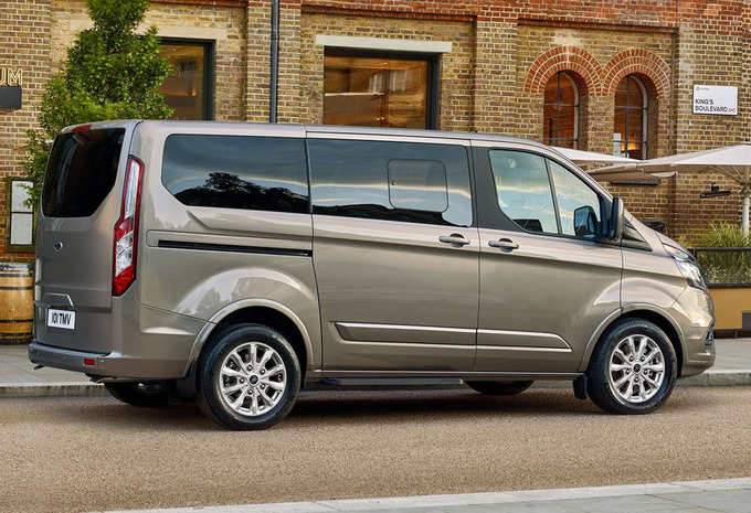 Ford Tourneo Custom 320S 2.0TD185ch/136Kw M6 FWD Active