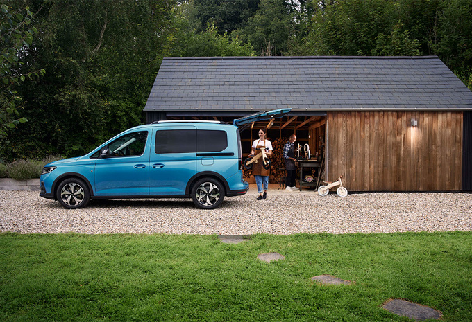 Ford Tourneo Connect 2.0 EcoBlue 90kW Active 4x4