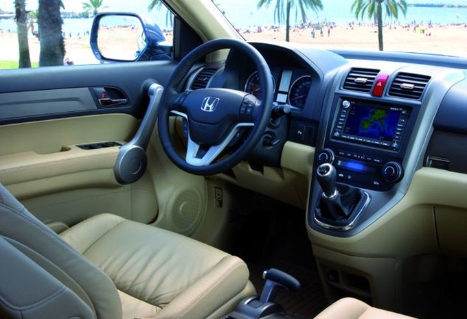 Honda CR-V 2.0i S