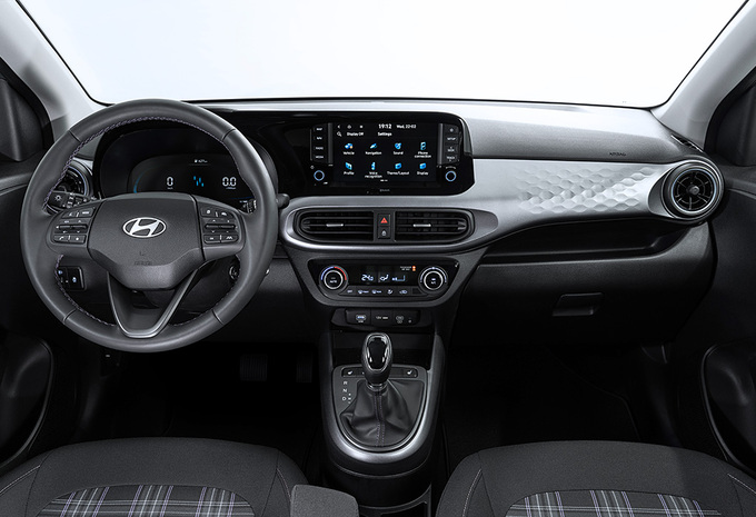 Hyundai i10 1.2 Luxury Launch Edition