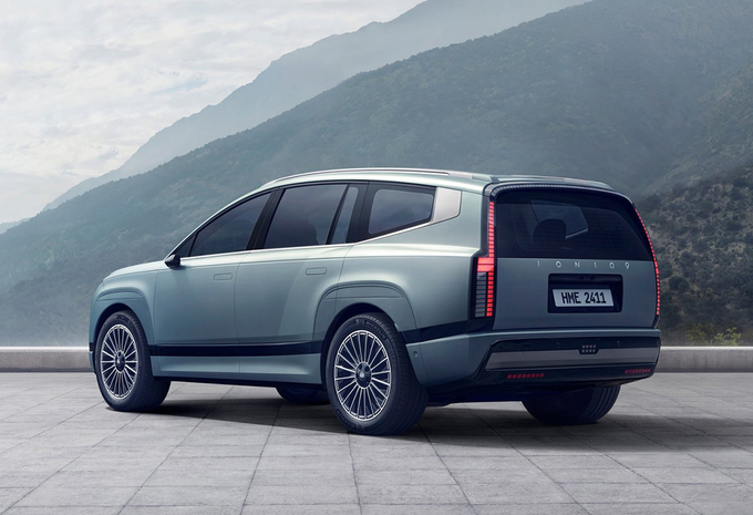 Hyundai Ioniq 9 110 kWh Calligraphy AWD Performance