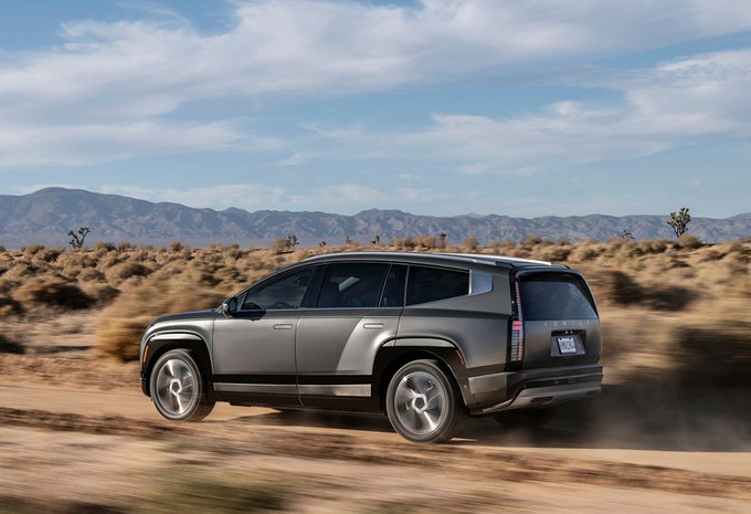 Hyundai Ioniq 9 110 kWh Calligraphy AWD Performance