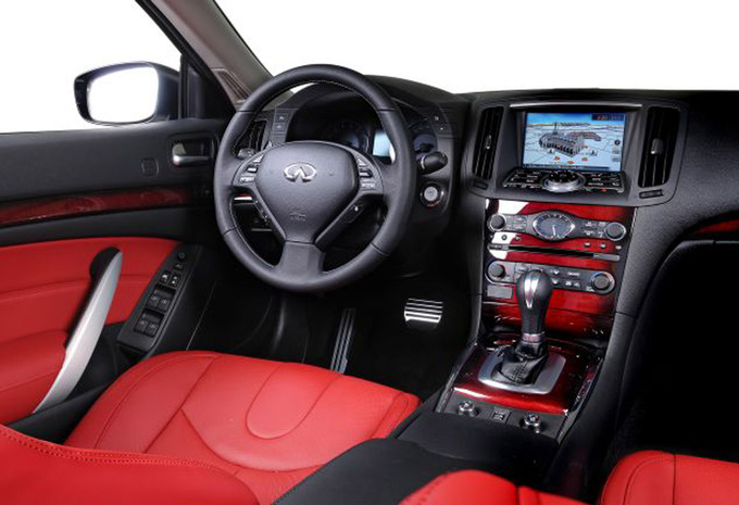 Infiniti G37 Cabriolet 3.7 V6 GT Premium