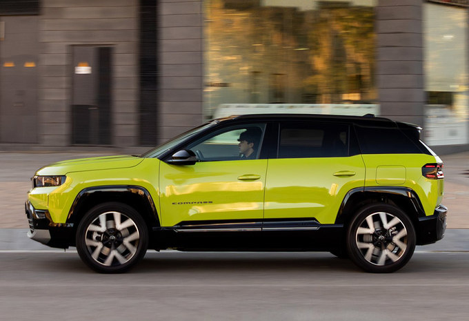 Jeep Compass 1.4 Turbo MultiAir 4x2 Night Eagle