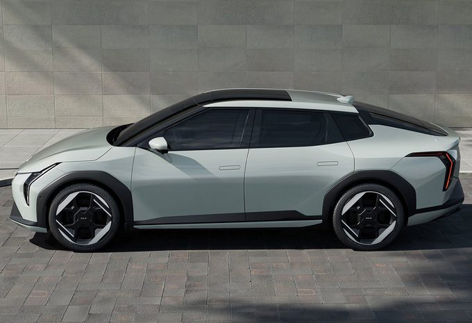 KIA Ev4 Fastback BEV 81,4 kWH GT Line