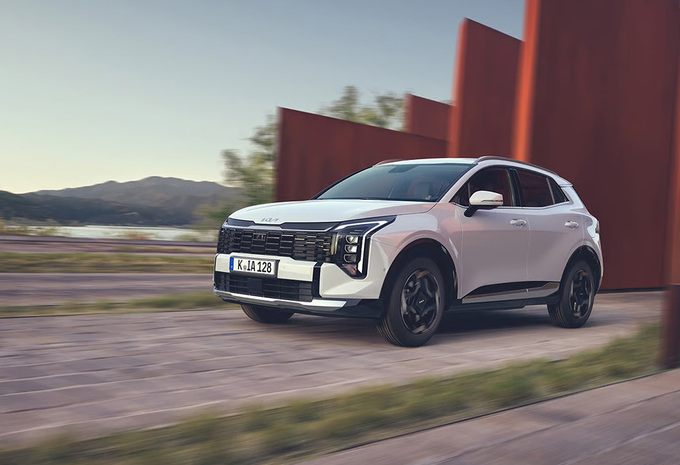 KIA Sportage 5d 1.6 T-GDi 239 HEV AT6 GT Line