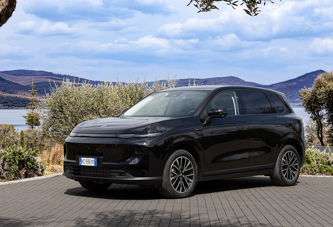 Leapmotor B10 Hybrid EV Life REEV 158kW/215hp