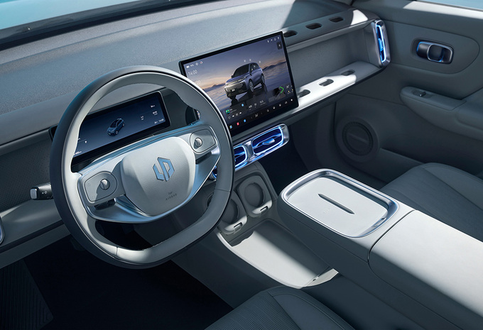 Leapmotor B10 Hybrid EV Life REEV 158kW/215hp