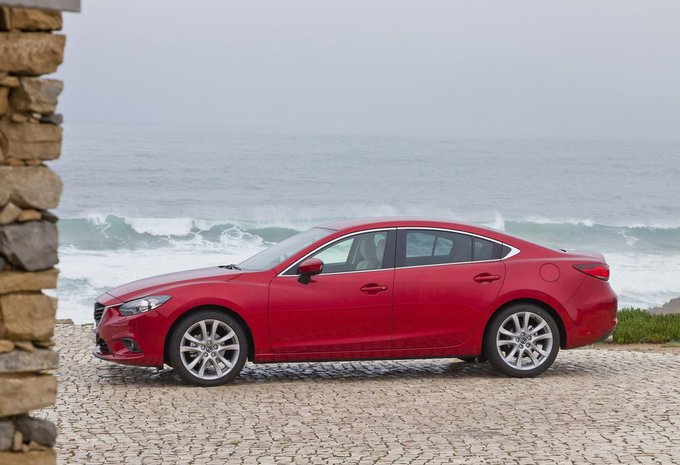 Mazda Mazda6 Sedan 2.2 Skyactiv-D 110kW Premium Edition