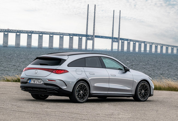 Mercedes-Benz Classe CLA Shooting Brake CLA 200 d Urban 4MATIC