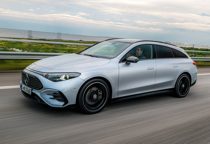Mercedes-Benz Classe CLA Shooting Brake CLA 200 d Urban 4MATIC