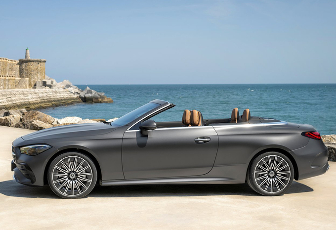 Mercedes-Benz CLE Cabriolet CLE 450 4MATIC Cabriolet AMG Line