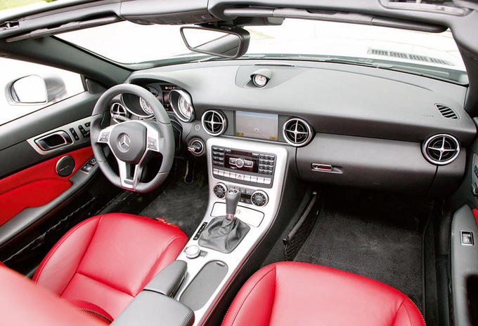 Mercedes-Benz SLK-Klasse Roadster SLK 250 Carbonlook Edition