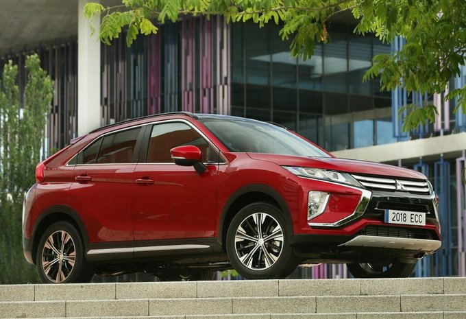 Mitsubishi Eclipse Cross 2.2 Di-D 4WD Instyle AT