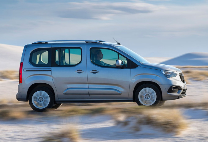 Opel Combo-e Life 5p Electric 50 kW/h Edition