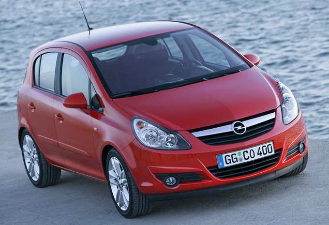 Opel Corsa 5p 1.2 Essentia