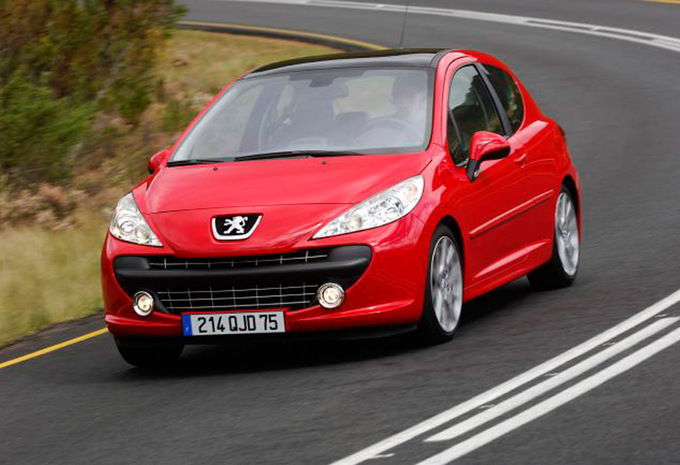 Peugeot 207 3p 1.4 90 Sporty Pack
