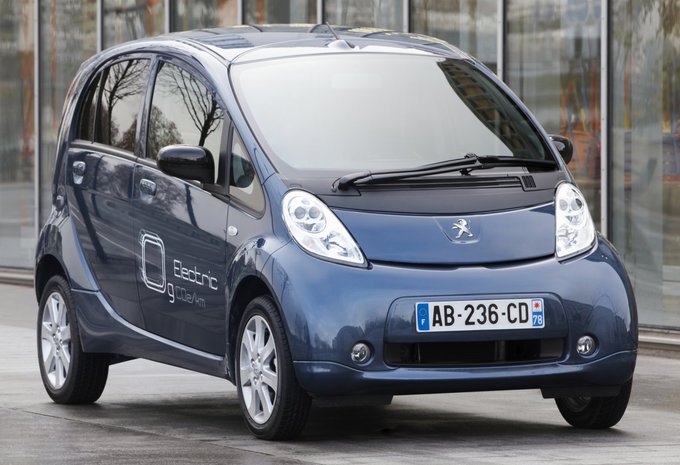 Peugeot iOn Lithium-iOn 330 V Active