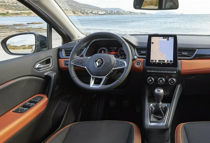 Renault Captur E-TECH Plug-in Hybrid Corporate Edition