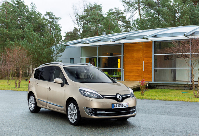 Renault Grand Scénic Energy TCe 130 Intens 5P