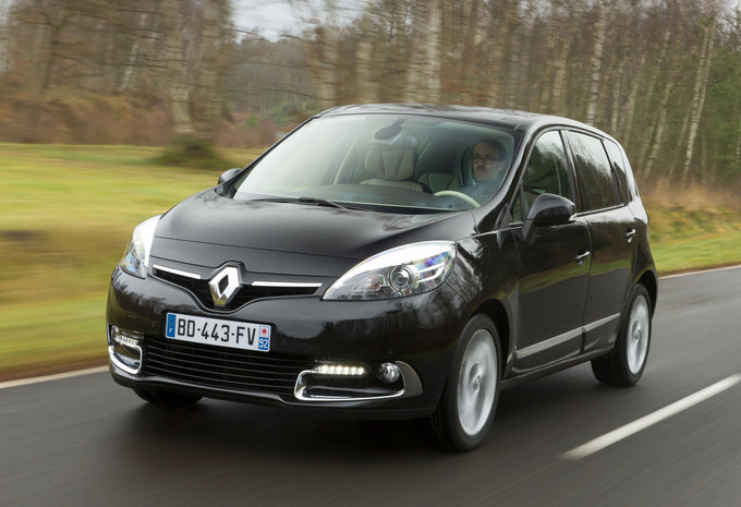 Renault Scénic dCi 110 EDC Limited