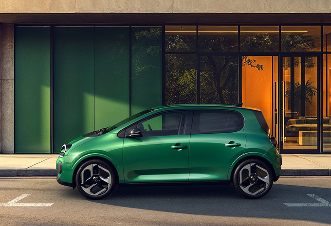 Renault Twingo E-Tech electric 80hp urban range Evolution