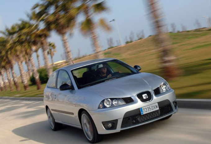 Seat Ibiza SC 1.4 75 Auto. Stylance