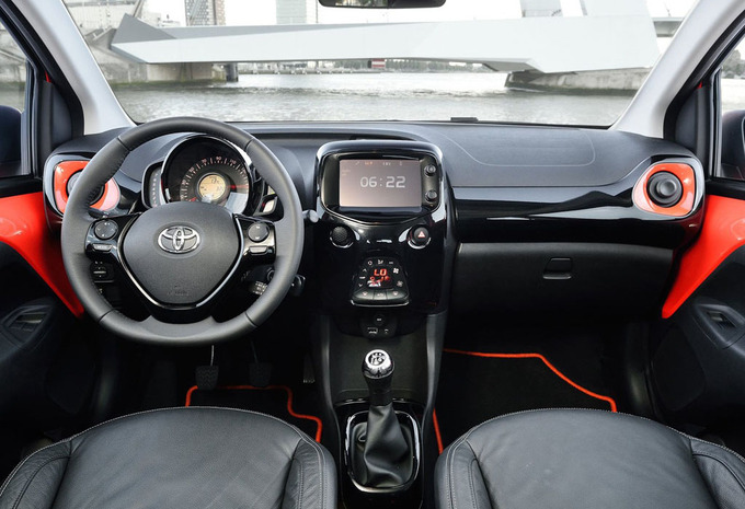 Toyota Aygo 5d 1.0 VVT-i x-clusiv M/M