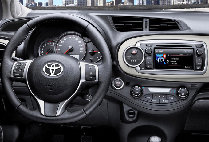 Toyota Yaris 3p 1.33 Dual VVT-i Style