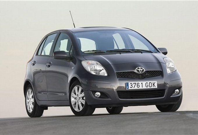 Toyota Yaris 5p 1.3 VVT-i Connected