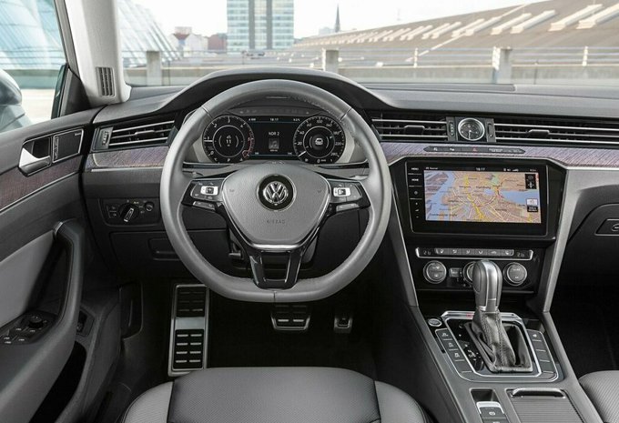 Volkswagen Arteon 1.5 TSI 110kW Elegance Business Premium