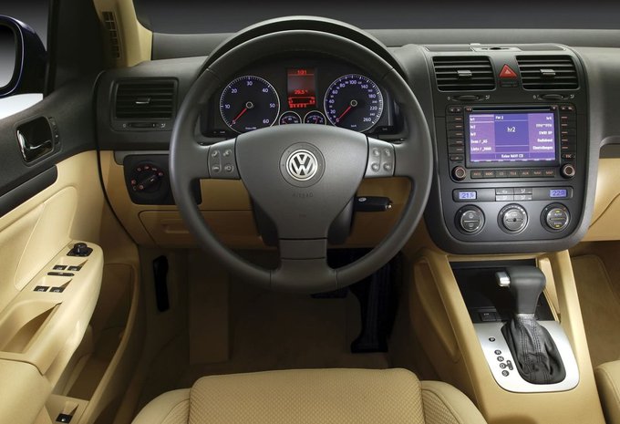 Volkswagen Golf V 5d 2.0 TDi 140 4Motion Trendline