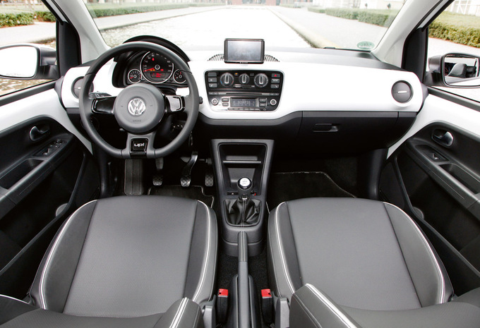 Volkswagen Up! 3p 1.0 MPi 55kW White