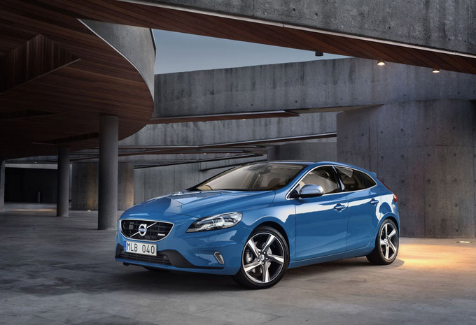 Volvo V40 T2 Geartronic Black Edition