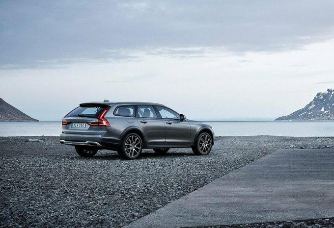 Volvo V90 Cross Country D4 140kW 4x4 Geartronic Cross Country