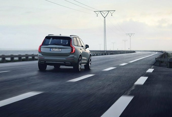 Volvo XC90 2.0 T8 4WD Geartronic Momentum Pro 7PL.